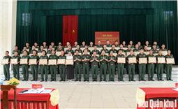 Quân khu Tuyên dương lực lượng tham gia huấn luyện Liên hợp Lục quân “Chung tay đồng hành – 2025” Việt Nam – Trung Quốc